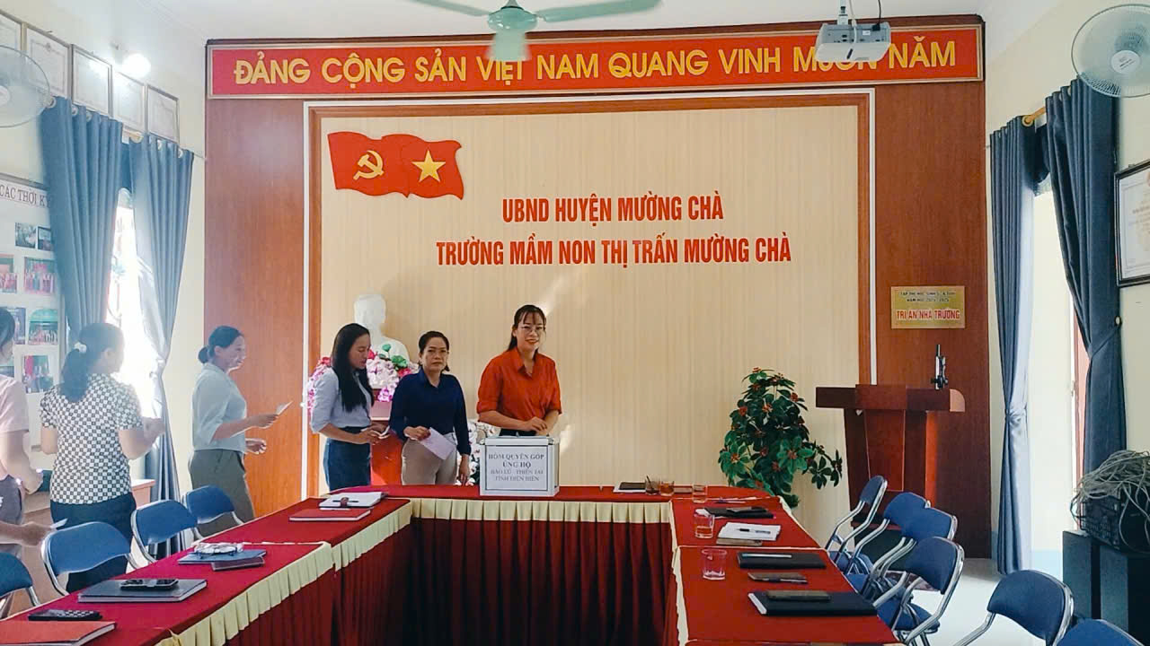 TRƯỜNG MẦM NON THỊ TRẤN MƯỜNG CHÀ PHÁT ĐỘNG “ ỦNG HỘ KHẮC PHỤC HẬU QUẢ THIÊN TAI” TẠI TỈNH ĐIỆN BIÊN